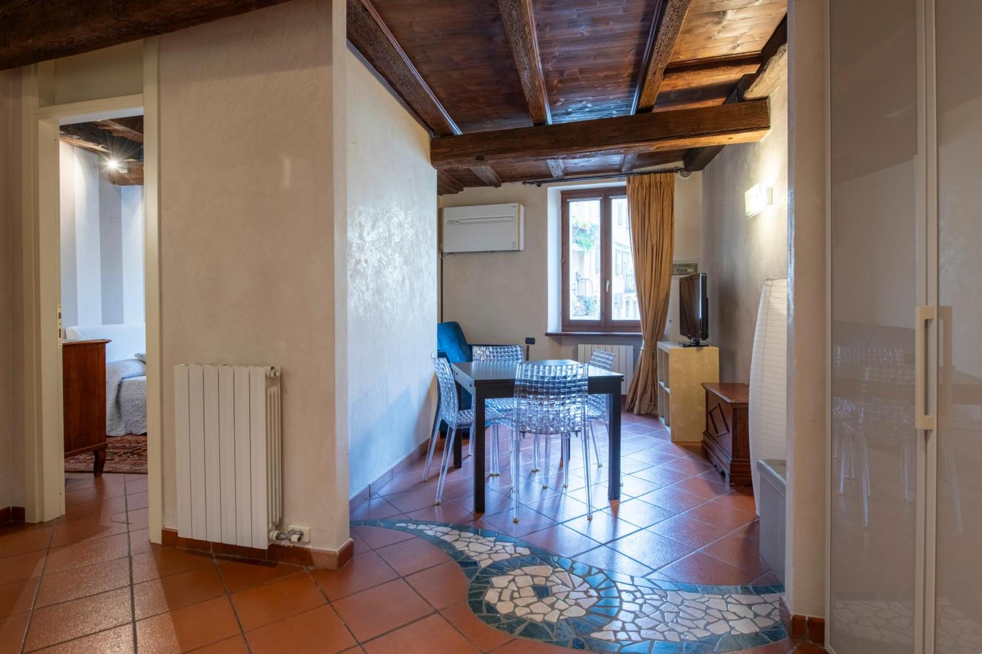 Ai Piedi Del Castello / 4Pl / Apt. Full Верона Екстер'єр фото